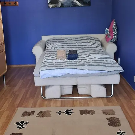 Viihtyisae Ja Kodikas Omakotitalo Isolla Pihalla