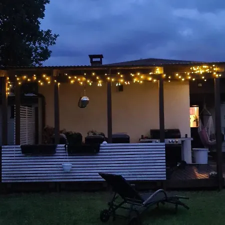 Viihtyisae Ja Kodikas Omakotitalo Isolla Pihalla Apartamento Lohja