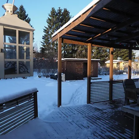 Viihtyisae Ja Kodikas Omakotitalo Isolla Pihalla Lohja