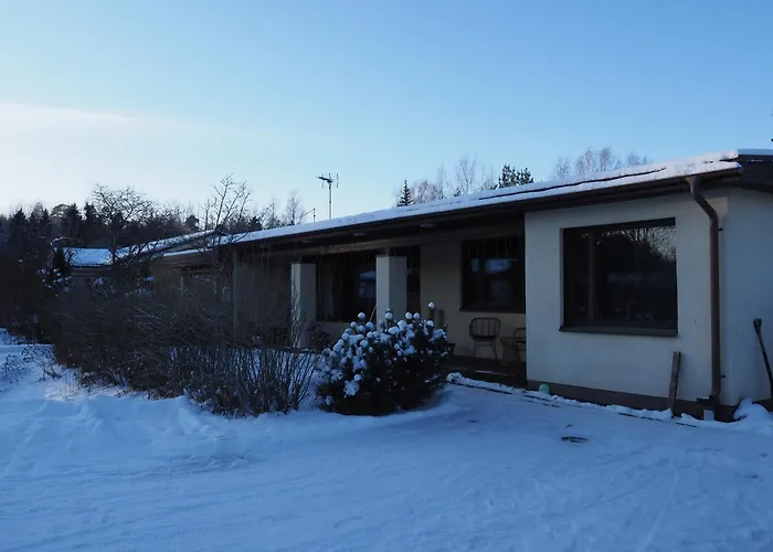 Lägenhet Viihtyisae Ja Kodikas Omakotitalo Isolla Pihalla